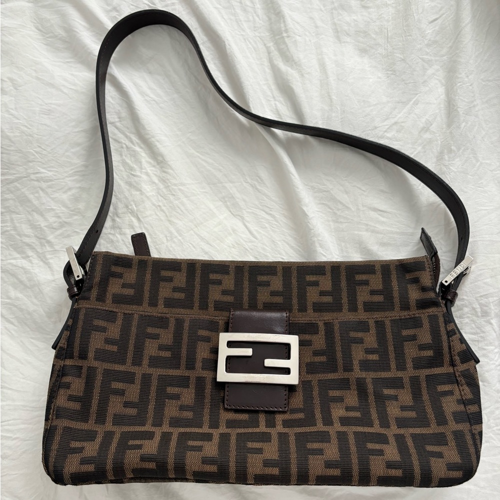 Vintage Fendi Baguette